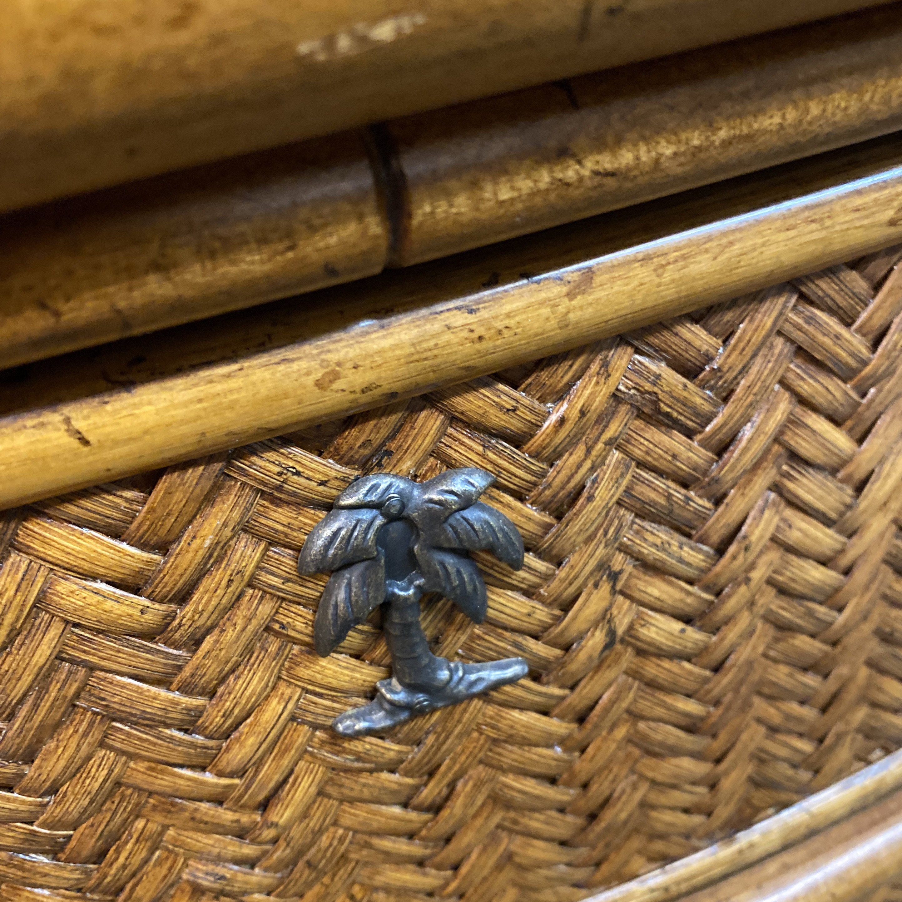tommy bahama basket with lid