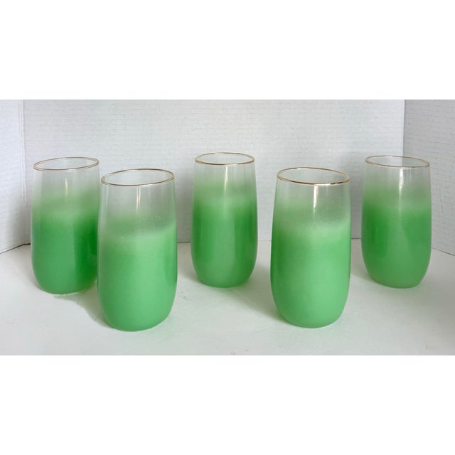 1950s Vintage Green Blendo Frosted Glass Tumblers With Gold Rims - Set of 5 For Sale - Image 5 of 9