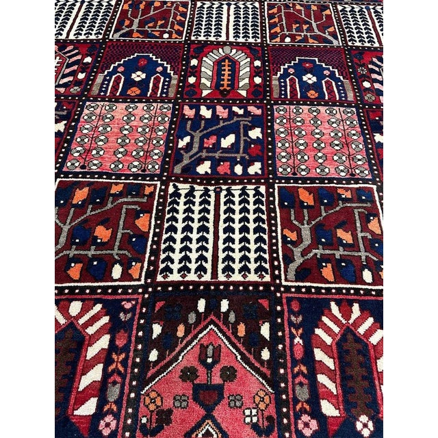 7x10 Old Persian Bakhtiari Area Rug - 502207 For Sale - Image 10 of 12