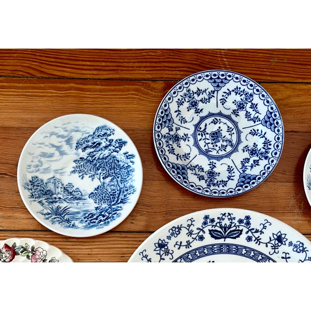 Ceramic Mid 20th Century Blue and White Wall Plate Grouping / Collection - Set of 9 For Sale - Image 7 of 12