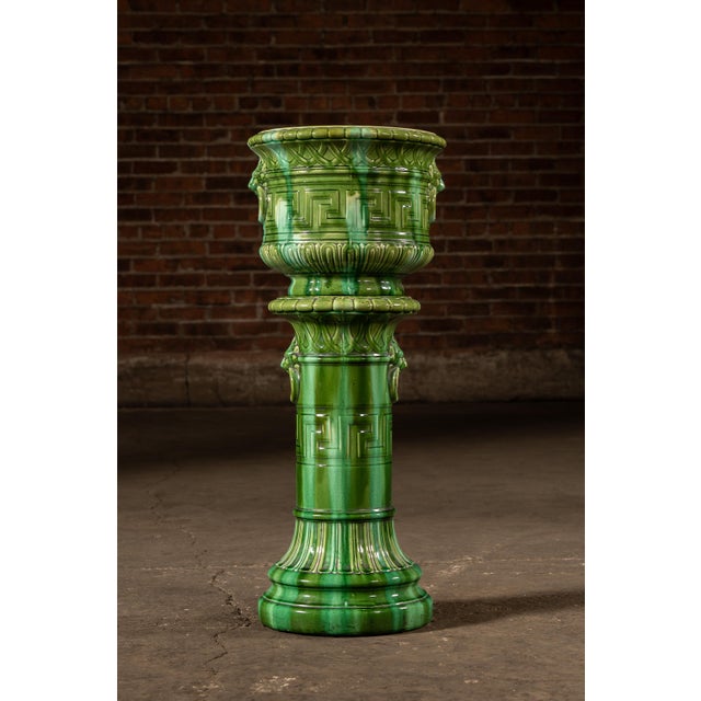 1910s Early 20th Century Brush McCoy “Green Onyx” Majolica Pedestal & Planter Set For Sale - Image 5 of 8