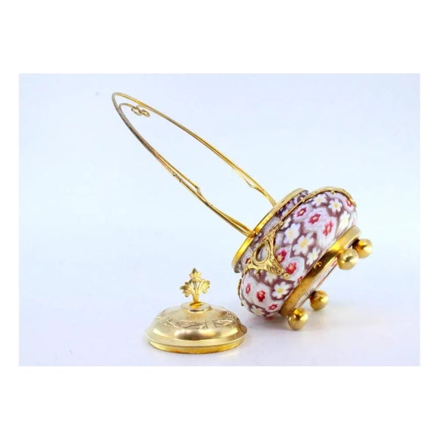 Gold-Plated Silver and Murano Glass Bonbonniere with Floral Motifs Embossing and Spherical Feet For Sale - Image 6 of 10