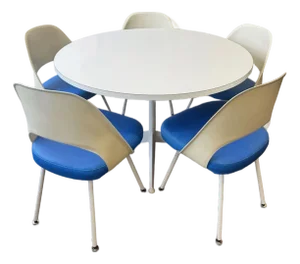 1960's Eero Saarinen for Knoll Dining Set