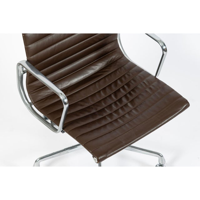 Eames Herman Miller Brown Leather Aluminum Group Thin Pad Desk Chair, 2008 For Sale - Image 14 of 18