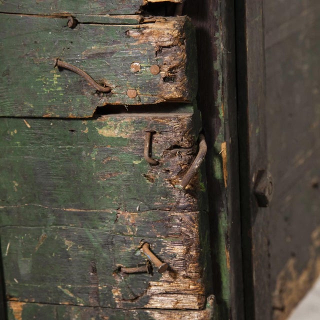 Industrial Box Trolley in Oak, 1890s, in Good conditions. Designed 1890 to 1919 This piece has an attribution mark, I am...