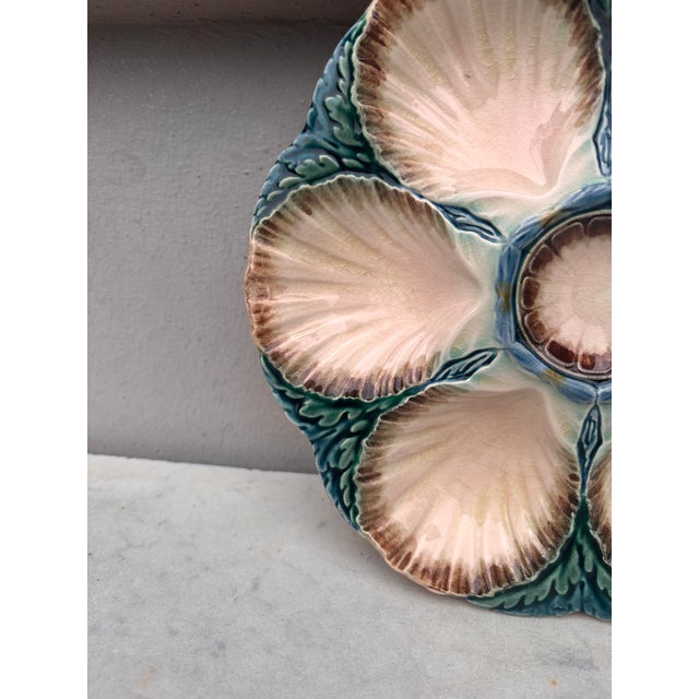 French Majolica Oyster Plate Sarreguemines, Circa 1870 For Sale - Image 3 of 4