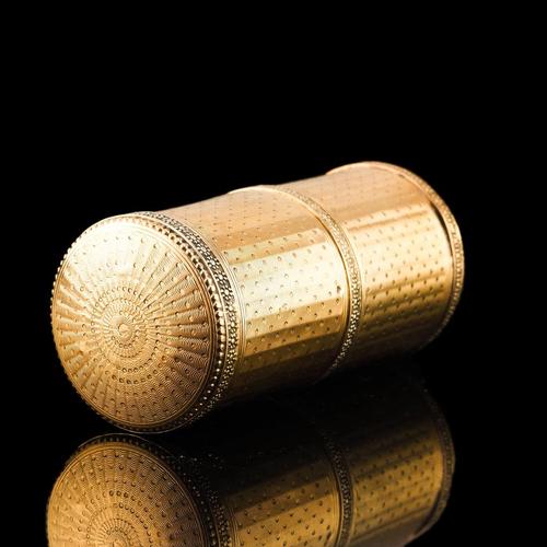 Antique French Silver Gilt Cylindrical Etui Box with Turned Guilloche Engine, 1890s For Sale - Image 12 of 18