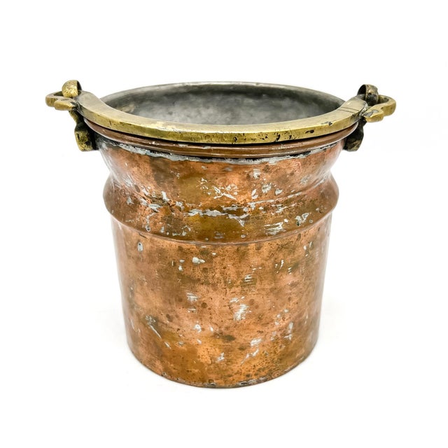 Vintage Hammered Copper Cachepot With Brass Swing Handle — Rustic European / English Country / Colonial Style For Sale - Image 10 of 13