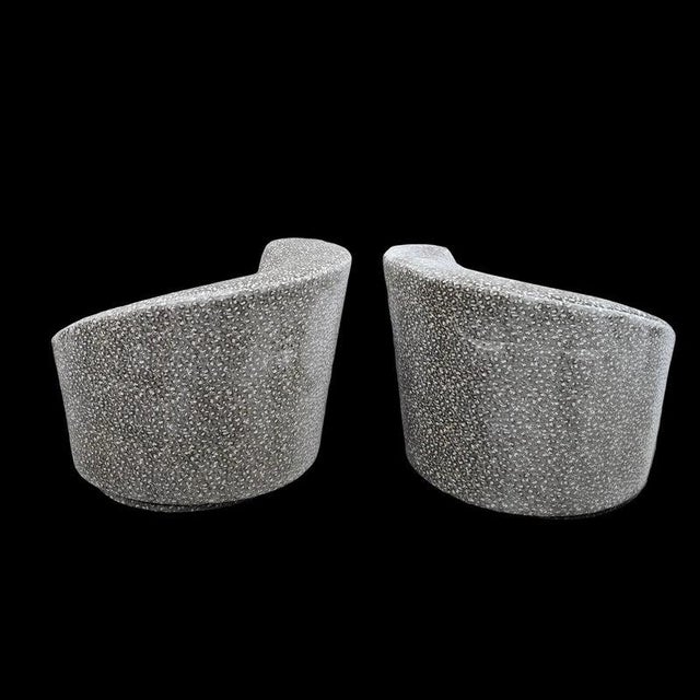 Vladimir Kagan MCM Attributed to Vladimir Kagan Nautilus Asymmetrical Swivel Lounge Chairs - Pair For Sale - Image 4 of 8