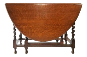Early 20th Century English Oak Drop-Leaf Dining Table With Barley Twist Gate-Legs