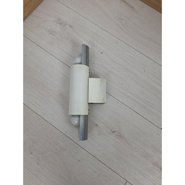 Mid-Century Modern Tubetto Two-Light Wall Lamp in White Iron and Chrome by Stilnovo, 1960s For Sale - Image 3 of 5
