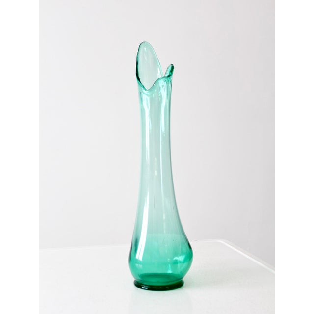 Mid Century L E Smith Swung Glass Vase Chairish mid century l e smith swung glass vase
