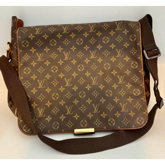Louis Vuitton Abbesses Messenger Bag Monogram Canvas, Crossbody For Sale - Image 14 of 18