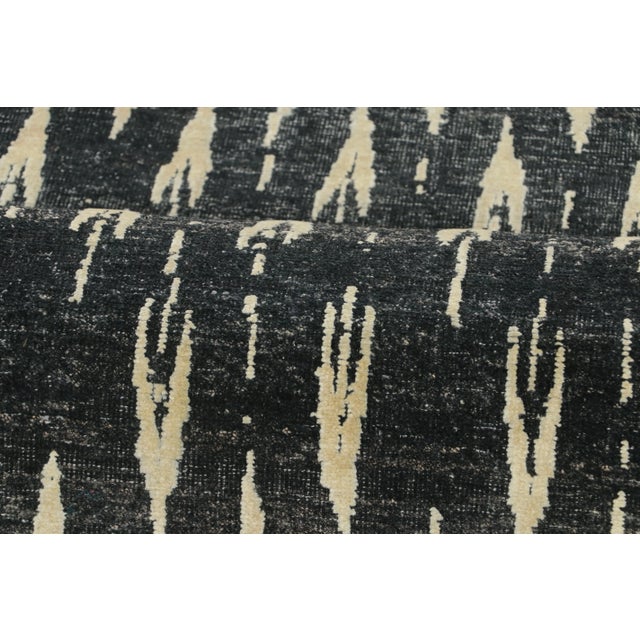 2020s Contemporary Block Print Ikat Natural Silk Runner by Rug & Kilim, India For Sale - Image 5 of 7