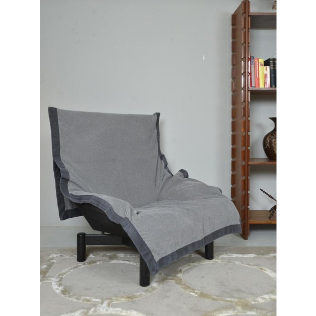 Postmodern Italian Sindbad Lounge Armchair attributed to Vico Magistretti for Cassina, 1981 For Sale - Image 3 of 18