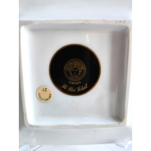 1990s Rosenthal Versace Le Rei Soleil Porcelain Plate For Sale - Image 10 of 10