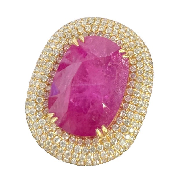 Early 21st Century 23.61 CTW Mid-Century Burmese Ruby & Diamond 18k Yellow Gold Ring, Size 4 For Sale - Image 5 of 13