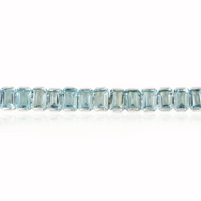 Art Deco Octgaon Cut 41.5 Ct Blue Topaz Silver Tennis Bracelet Classic Line Design For Sale - Image 3 of 10