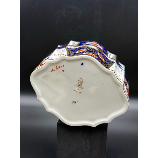 Gold Antique 1930 Wedgwood X6061 Imari Porcelain Covered Sugar Bowl For Sale - Image 8 of 9