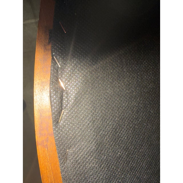 Pair of Vintage Ethan Allen French Louis XVI Style Bergères Armchairs. For Sale In Washington DC - Image 6 of 17