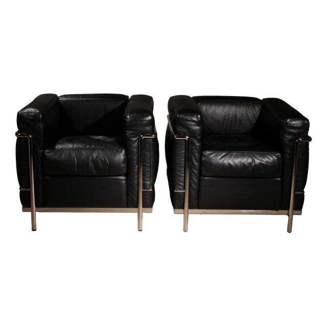 LC2 Armchairs by Le Corbusier, P. Jeanneret, C. Perriand for Cassina, Italy, 1928, Set of 2 For Sale
