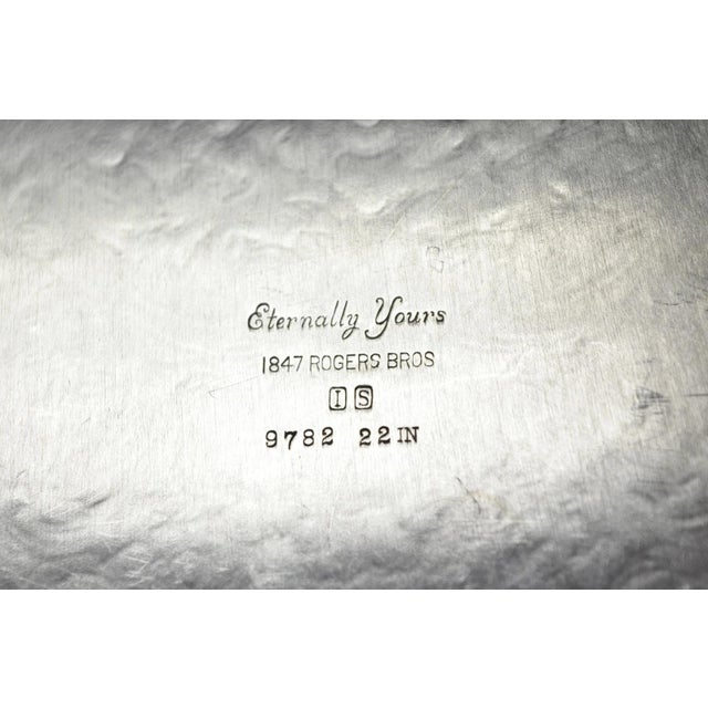 1847 Rogers Bros Eternally Yours Silver Plated Oval Serving Platter Butlers Tray For Sale - Image 12 of 14