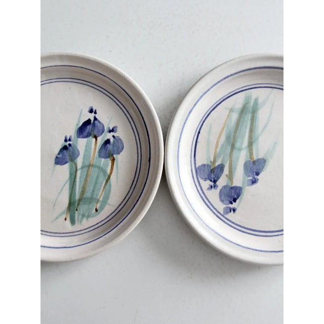 Late 20th Century Vintage Studio Pottery Plates Pair For Sale - Image 5 of 11