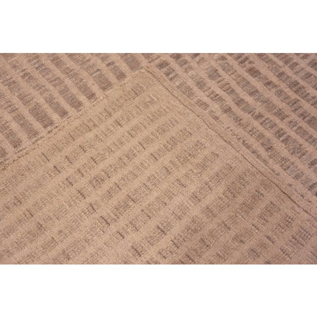 Gorgeous Room Size Decorative Modern Cream Rug, Country of Origin: Central Asia, Circa date: Modern Rugs