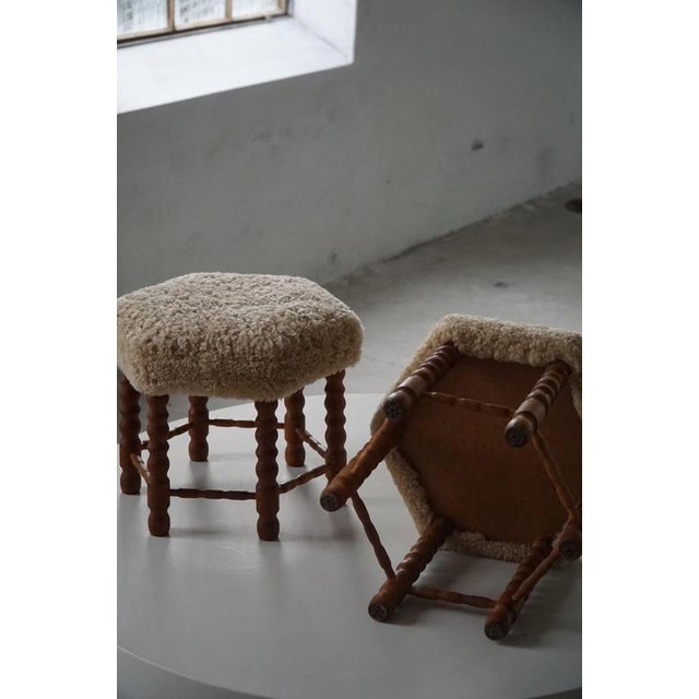 Mid-Century Danish Oak Stools with Hexagonal Seats and Bobbin Legs, 1950s, Set of 2 For Sale - Image 13 of 15