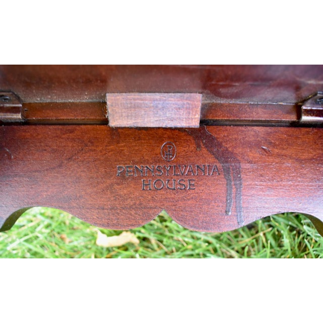 Pennsylvania House Solid Cherry Coffee Table Queen Anne Oval Vintage Cocktail For Sale - Image 15 of 15