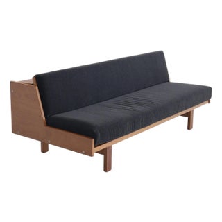 Hans Wegner Ge-258 Daybed For Sale