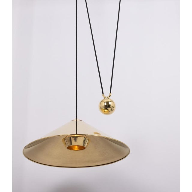 Metal Keos Adjustable Counterweight Pendant Lamp in Brass attributed to Florian Schulz, Germany, 1970s For Sale - Image 7 of 10