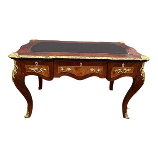 19th Century Bureau Plat French Louis XV Style Writing Desk With Leather Top For Sale