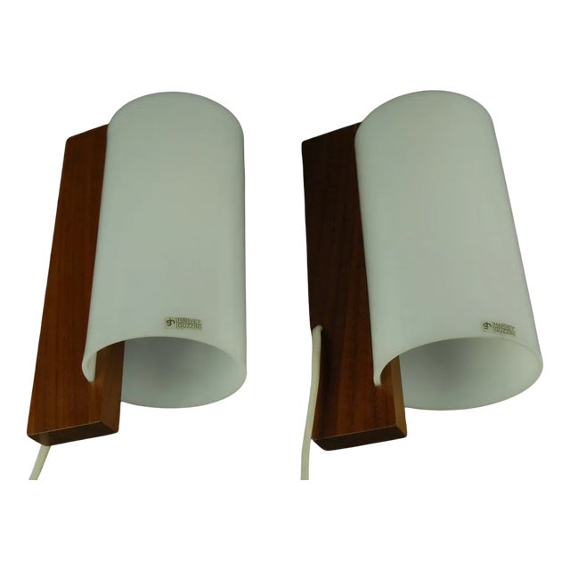 Italian Acrylic Glass & Teak Wall Lamps by Luigi Massoni for Guzzini, 1960s, Set of 2 For Sale