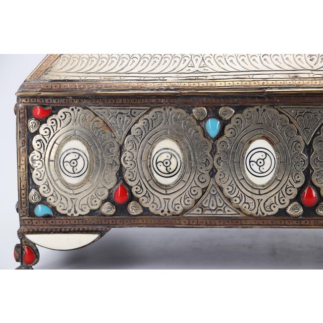 1960s Large Box Decorated With Silver and Turquoise Stones For Sale - Image 11 of 17