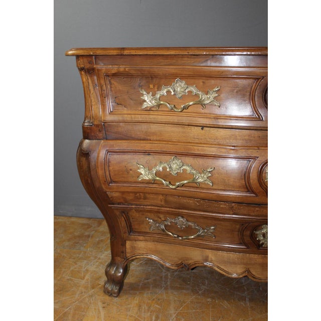 Brown Bordeaux Style Walnut Commode, 18th-Century For Sale - Image 8 of 15