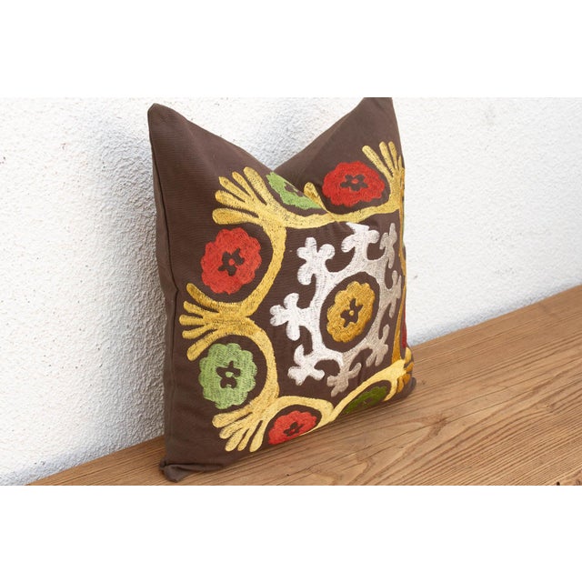 1990s Radiating Floral Suzani Pillow Cover For Sale - Image 5 of 8