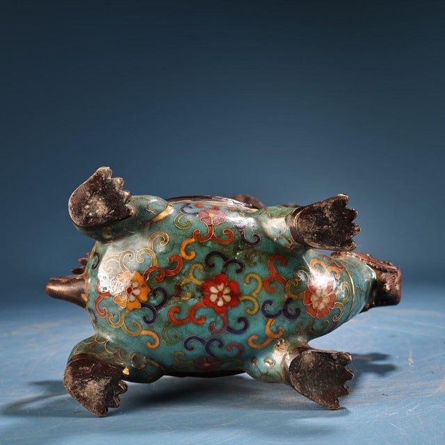 Metal Antique Chinese Cloisonné & Bronze Crane Turtle Candle Holder - 5.5 LBS For Sale - Image 7 of 9