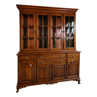 Vintage 1975 Ethan Allen Georgian Court Solid Cherry China Cabinet For Sale