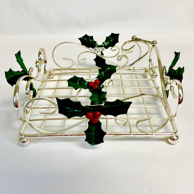 1980s Vintage Hollywood Regency Americana Boho Chic Napkin Holder With Holly Berry Motif, Christmas For Sale - Image 4 of 10