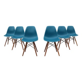 MCM Herman Miller Eames Molded Plastic Dining Chairs Dowel Base DSW - Set of 6 For Sale