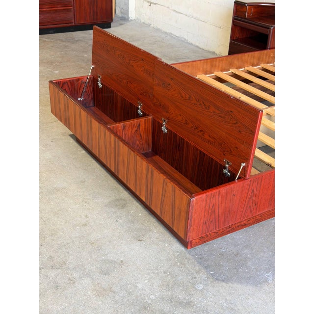 Skovby Møbelfabrik A/S Skovby Queen Platform Bed Frame With Integrated Nightstands Rosewood Denmark 1970s For Sale - Image 4 of 15