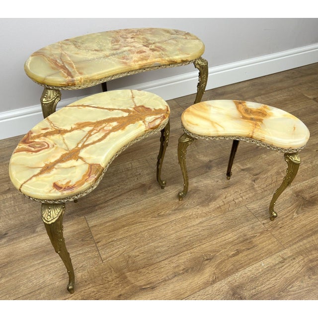 Vintage French Nested Tables in Marble, Onyx, and Brass, Set of 3 For Sale - Image 9 of 18