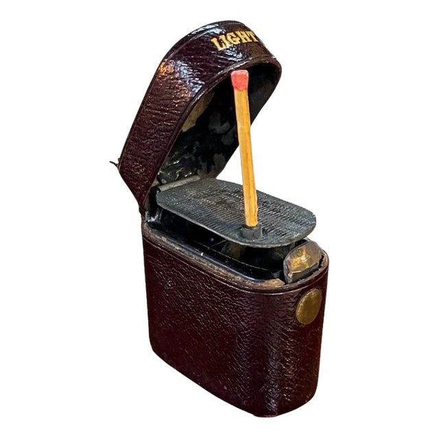 Art Deco Automatic Strike Vesta Lighter, 1925 For Sale