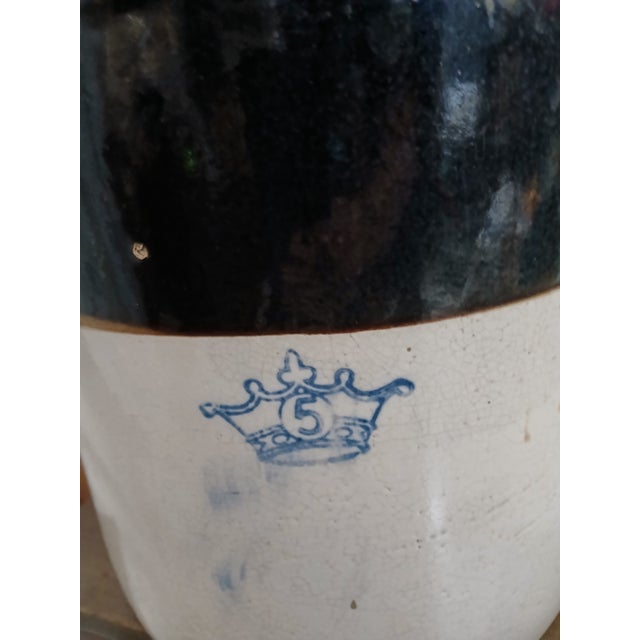 1940s Vintage 5-Gallon Robinson Ransbottom Stoneware Crock For Sale - Image 5 of 6