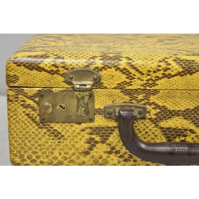 Mid 20th Century Vintage Mid Century Modern Faux Python Snakeskin Travel Toiletry Case Suitcase For Sale - Image 5 of 16