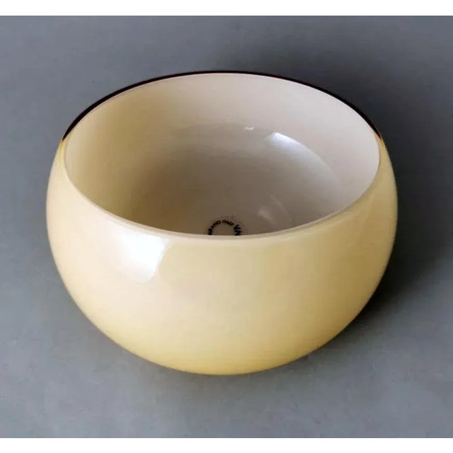 1970s Murano Empty Pockets Bowl in Blown and Incamiciato Glass from Nason V., 1971 For Sale - Image 5 of 13