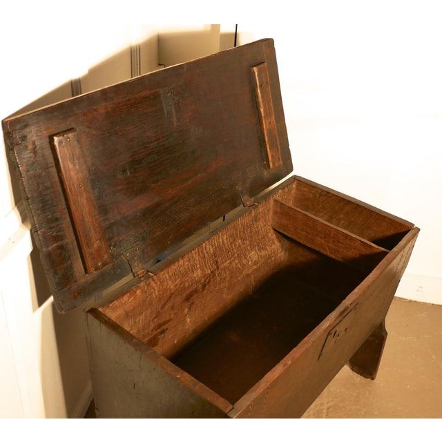 Mid 18th Century Georgian 5 Plank Oak Coffer, 1750s For Sale - Image 5 of 8