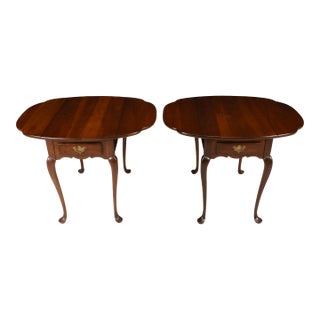1970s Pair Hitchcock Solid Cherry Drop Leaf Side Tables Queen Anne Style End Tables For Sale