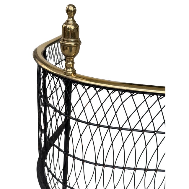 Vintage Brass Fireplace Fender – Federal Regency Serpentine Hearth Guard With Lion’s Paw Feet & Wire Lattice For Sale - Image 13 of 13